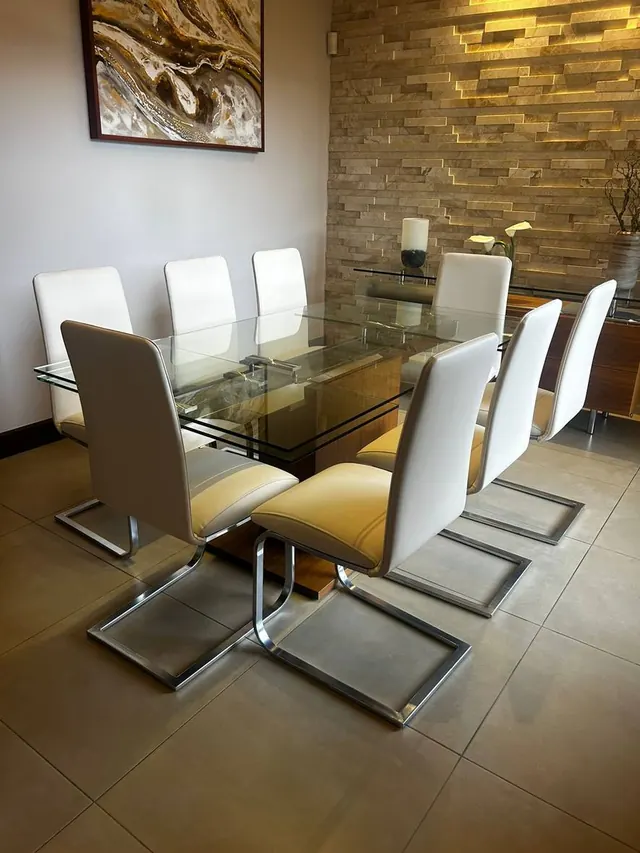 Sillas de comedor blancas